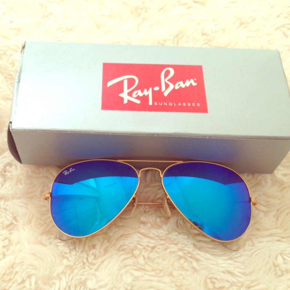 Ray-Ban Blue Mirrored Aviators- 58 mm Great shape!